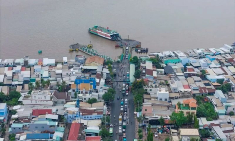ben-pha-binh-khanh-don-3-pha-200-tan-moi-tang-cuong-nang-luc-van-tai-20 image-ben-pha-binh-khanh-don-3-pha-200-tan-moi-tang-cuong-nang-luc-van-tai-20