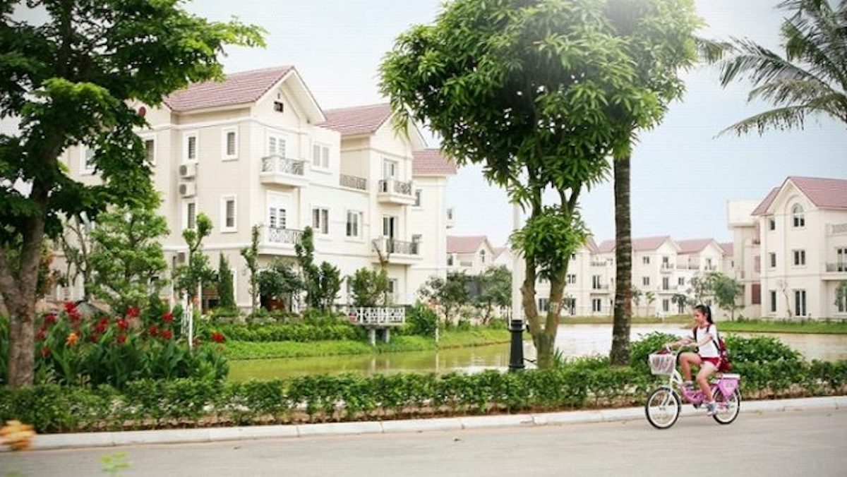 khong-gian-xanh-vinhomes-riverside-705x397-1 1. Không Gian Sống Sinh Thái – Môi Trường Nguyên Bản
