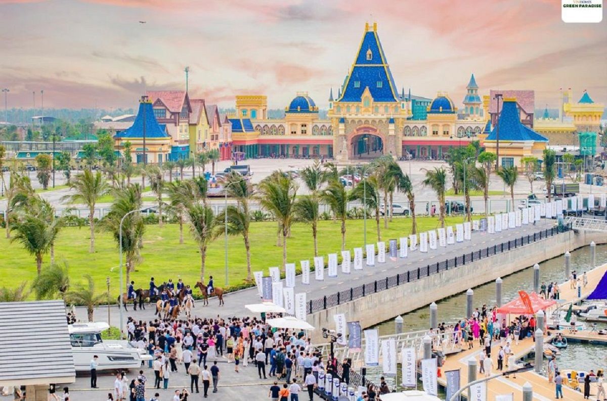 thuc-te-vinhomes-royal-island-vu-yen