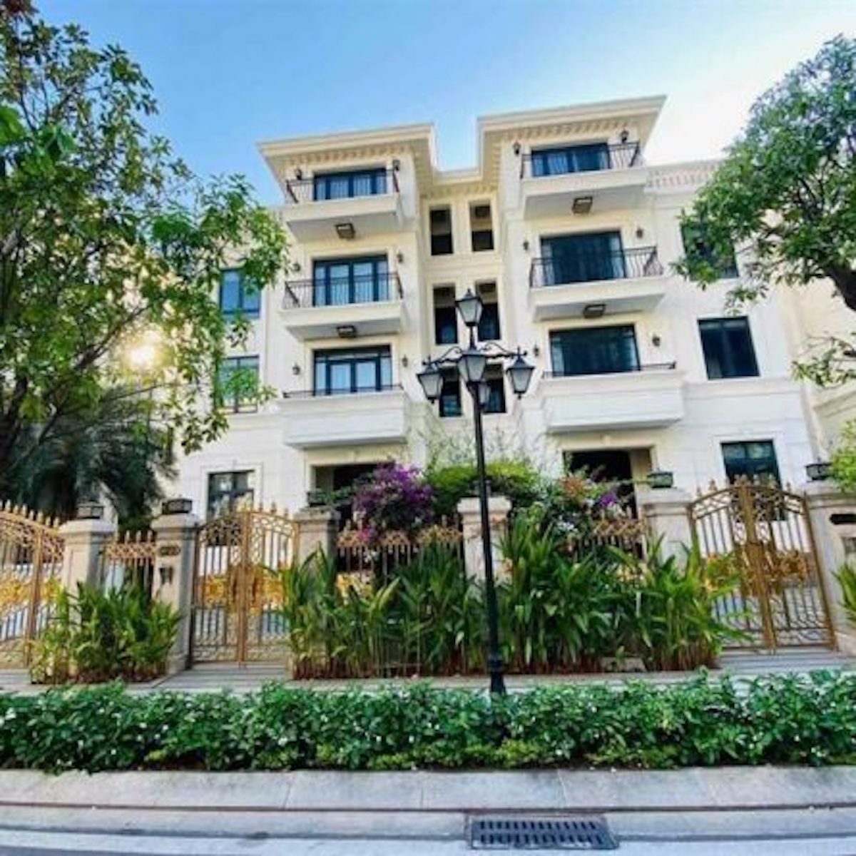 tien-do-vinhomes-golden-river-7 Tiến độ thi công Vinhomes Golden River